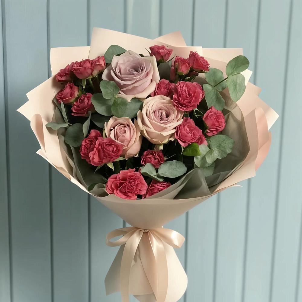 Букет цветов из: Гвоздики и Розы в Зеленогорске