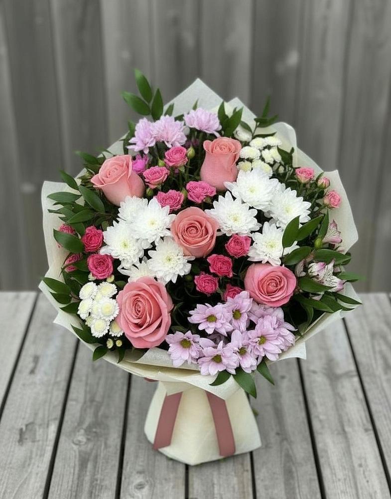 Букет цветов из: Альстромерии, Гвоздики, Розы и Хризантемы в Зеленогорске