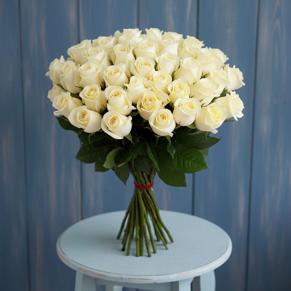 Букет 51 Белая роза Эдлесс Лав в Зеленогорске