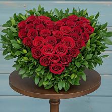 Цветочная композиция из Розы в виде сердца #REPLACE_PRED# Зеленогорске