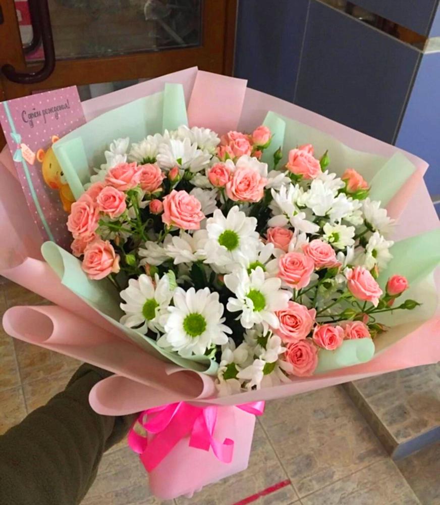 Букет цветов из: Розы и Хризантемы в Зеленогорске