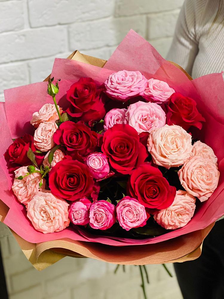 Букет цветов из: Розы в Зеленогорске