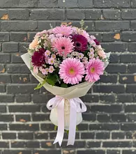 Букет цветов из:  Герберы и Хризантемы в Зеленогорске