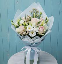 Букет цветов из:  Розы и Лизиантусы #REPLACE_PRED# Зеленогорске