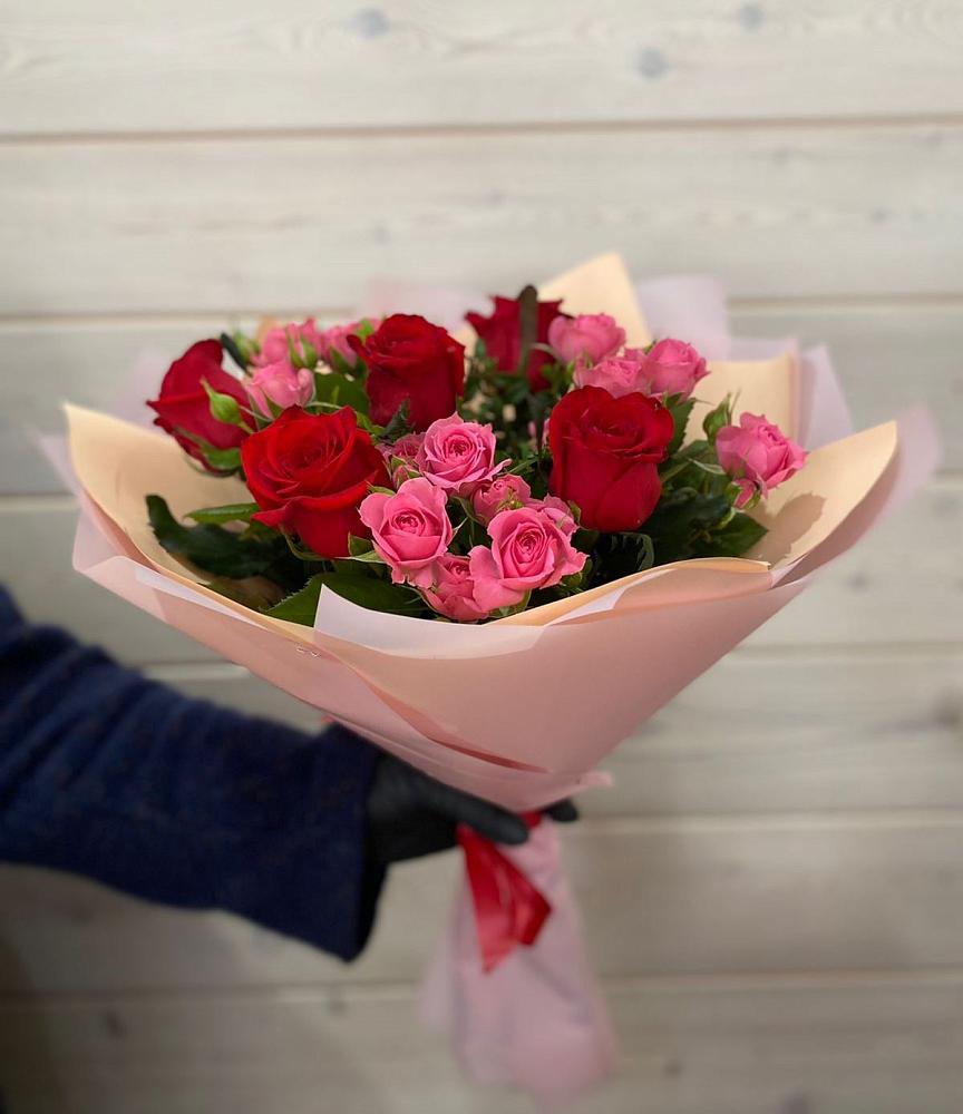 Букет цветов из: Розы в Зеленогорске