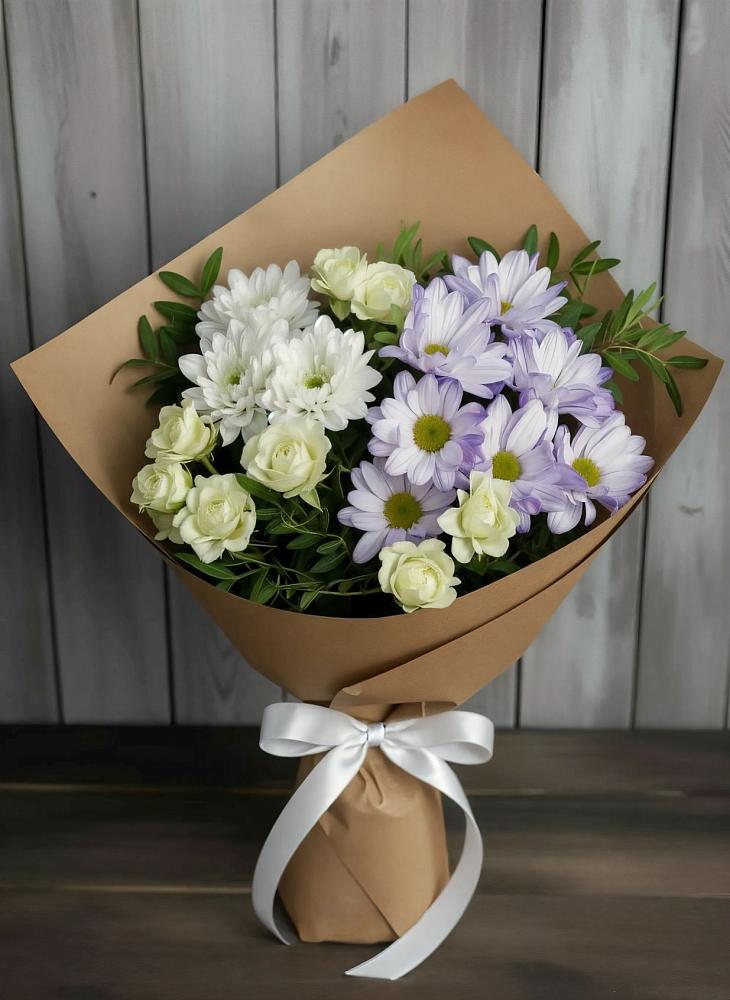 Букет цветов из: Хризантемы и Розы в Зеленогорске