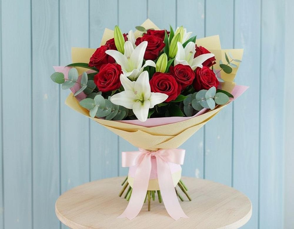 Букет цветов из: Лилии и Розы в Зеленогорске